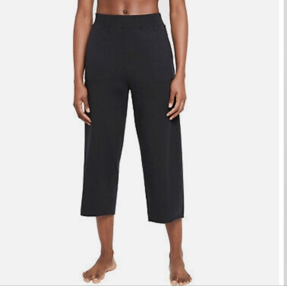Nike Pants - Nwt nike yoga luxe wide leg high waist Loose Fit Crop Pants